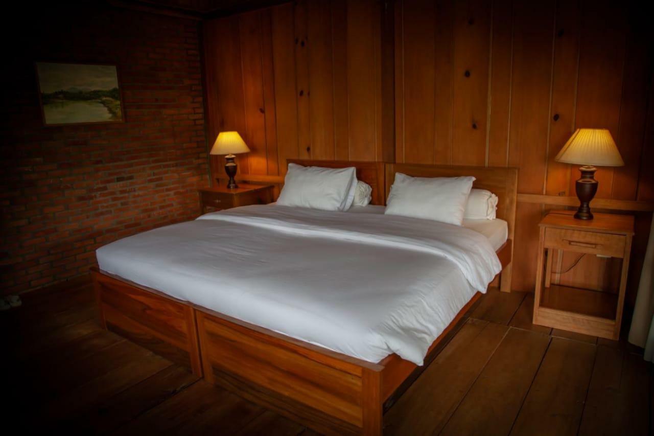 Gardenia Country Inn Tomohon Εξωτερικό φωτογραφία